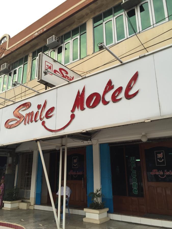 Smile Motel Pyay Εξωτερικό φωτογραφία
