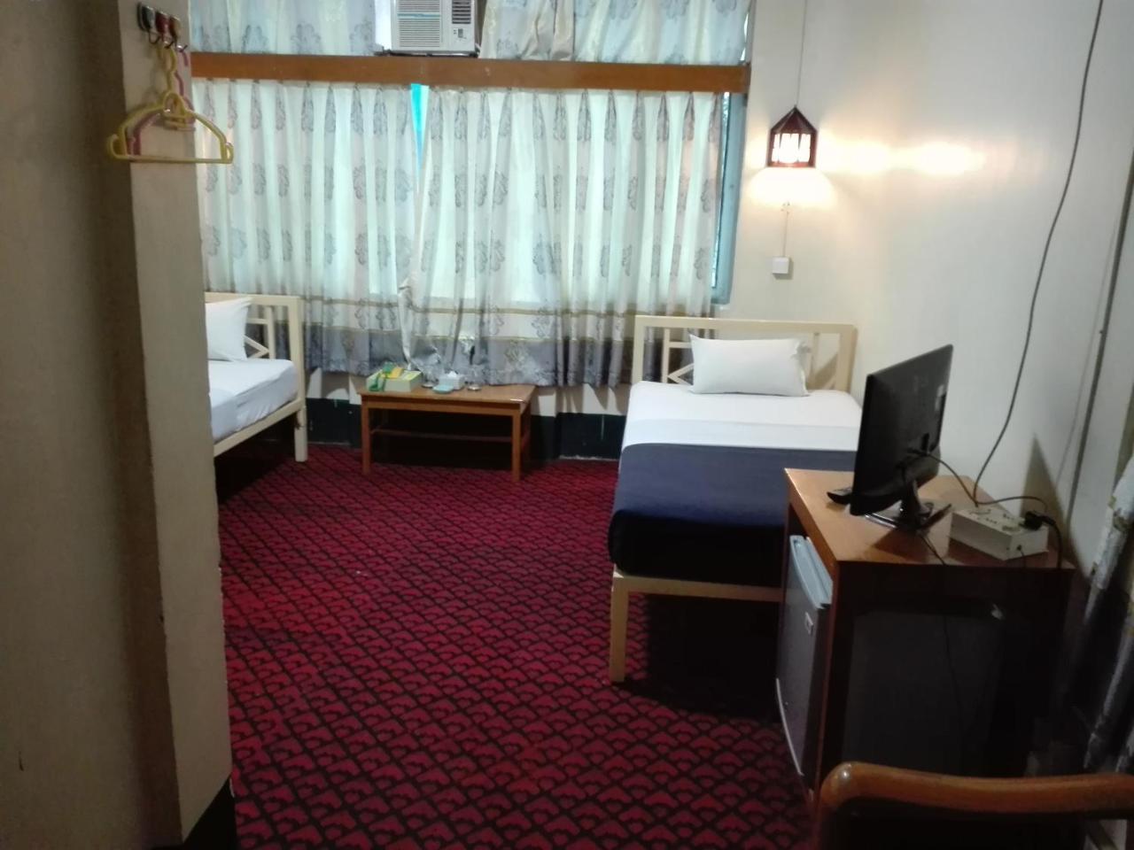 Smile Motel Pyay Εξωτερικό φωτογραφία
